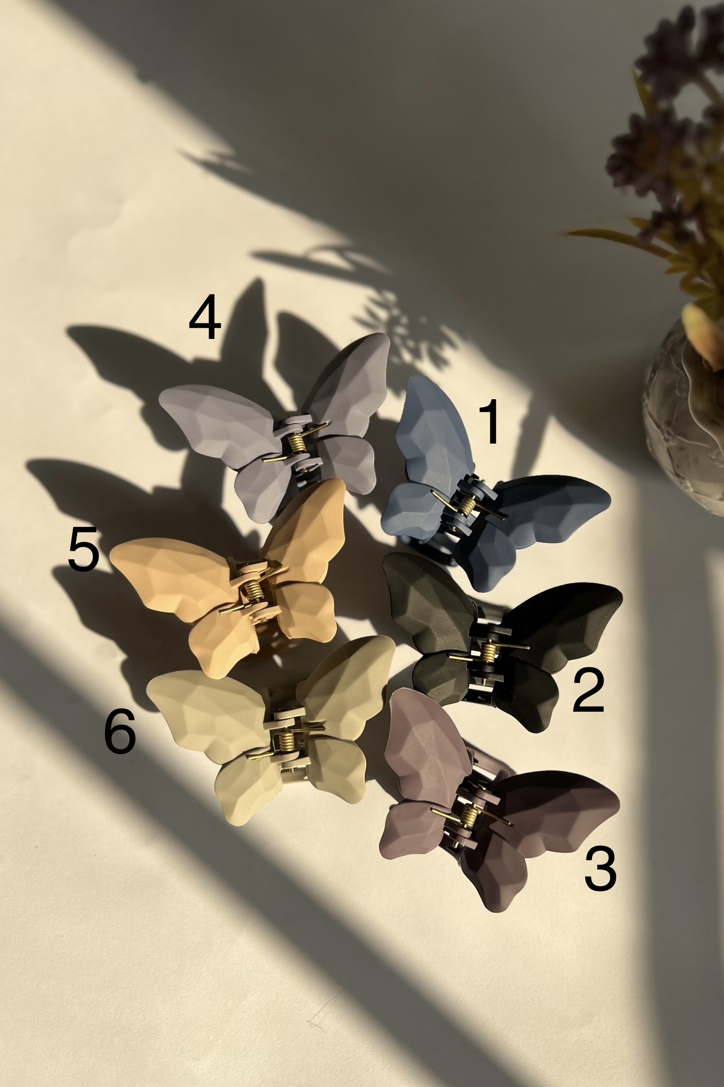 تصویر گیره مو پروانه 